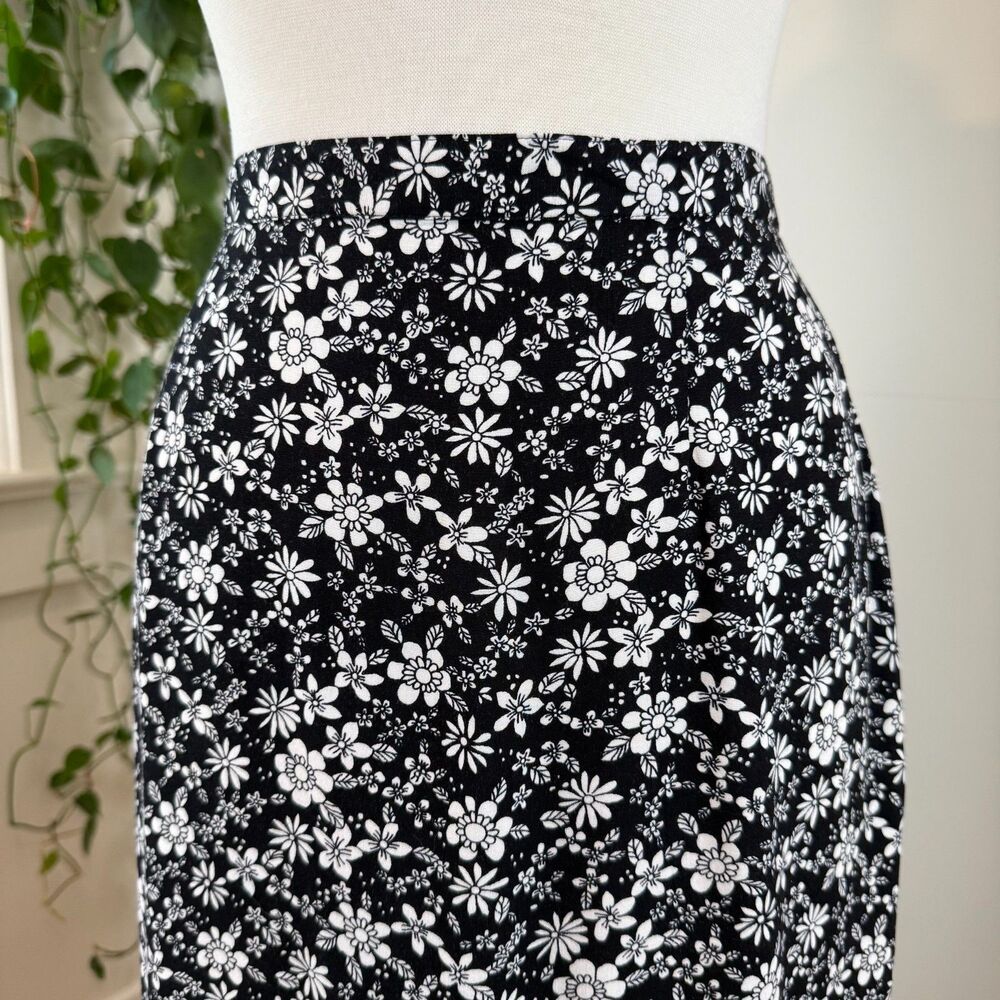 Vintage Black White Floral Daisy Rayon Midi Straight Skirt | Christopher & Banks - Picture 3 of 8